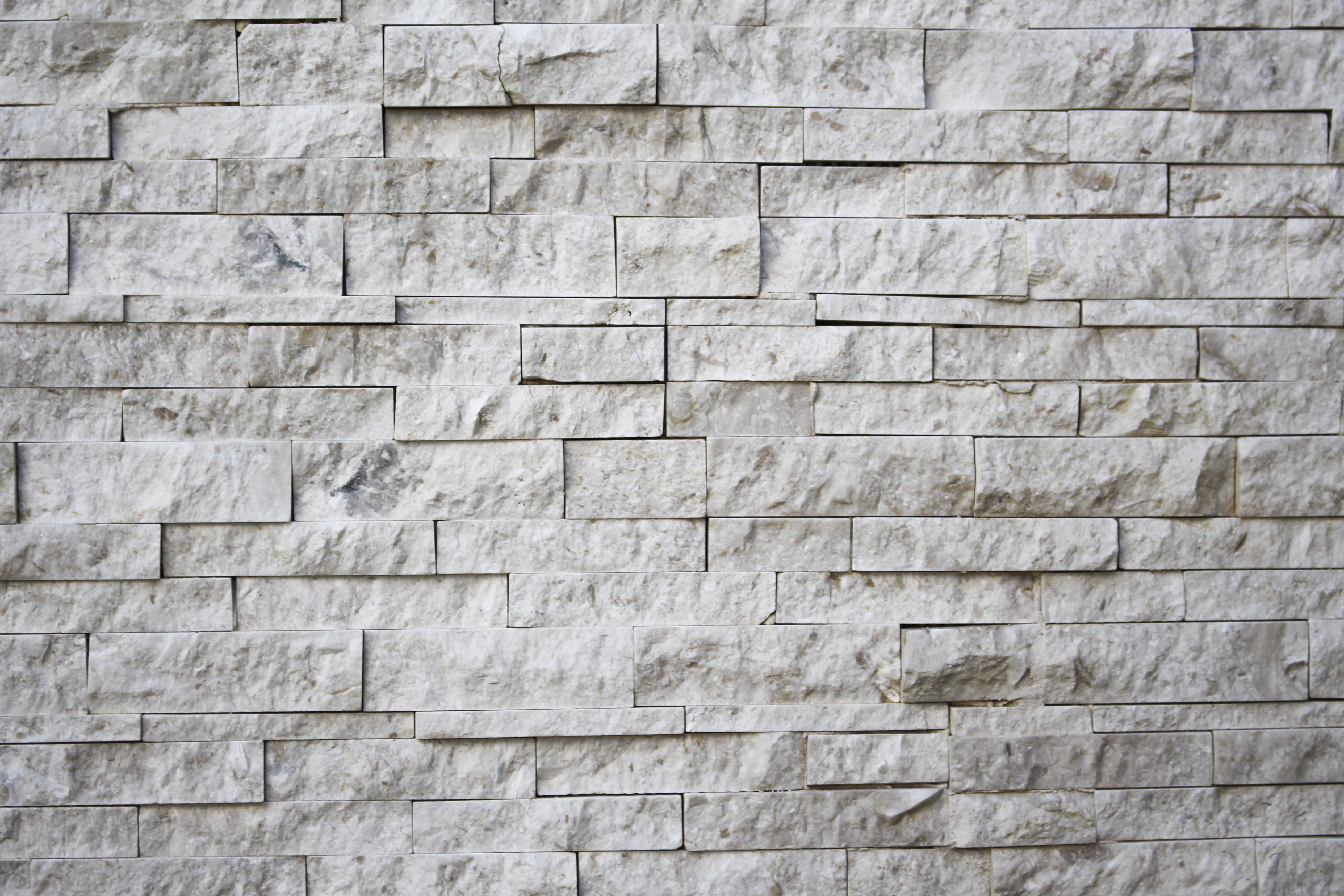 Spaccatello Marmo Bianco Panna